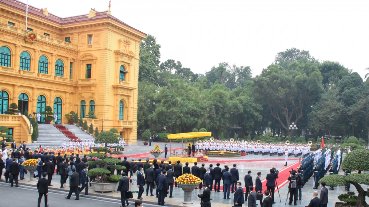 Thủ tướng Phạm Minh Chính chủ trì Lễ đón chính thức Thủ tướng Lào