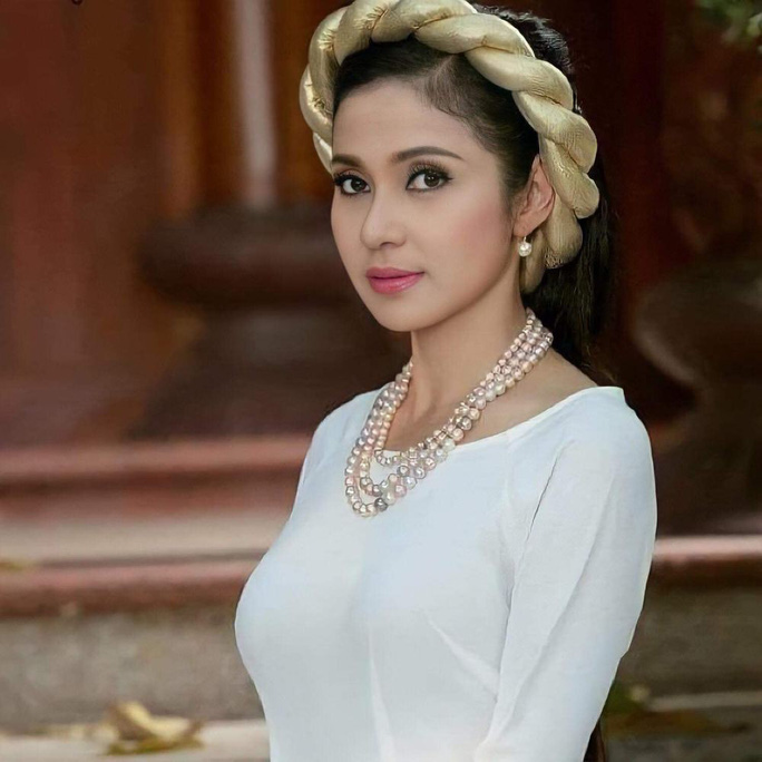 Vì sao diễn viên Việt Trinh giải nghệ? 
