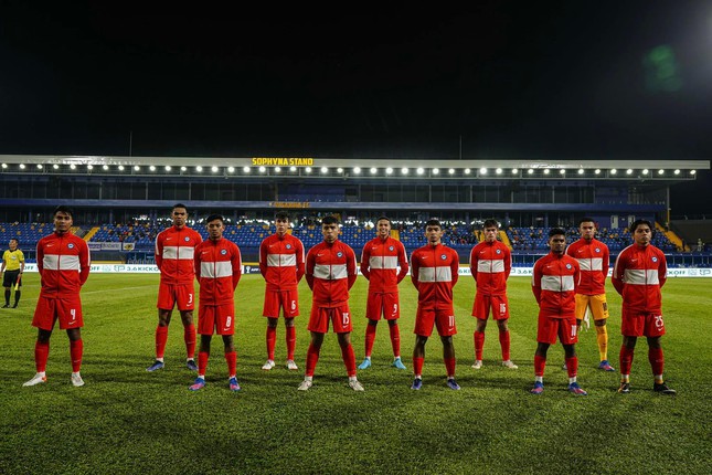 U23 Singapore chỉ còn 14 cầu thủ để đối đầu với U23 Việt Nam 