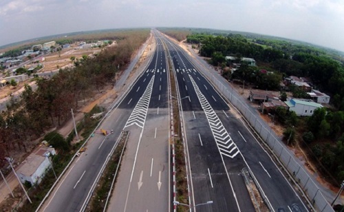 Đẩy nhanh tiến độ các dự án để có 5.000km đường bộ cao tốc đến năm 2030