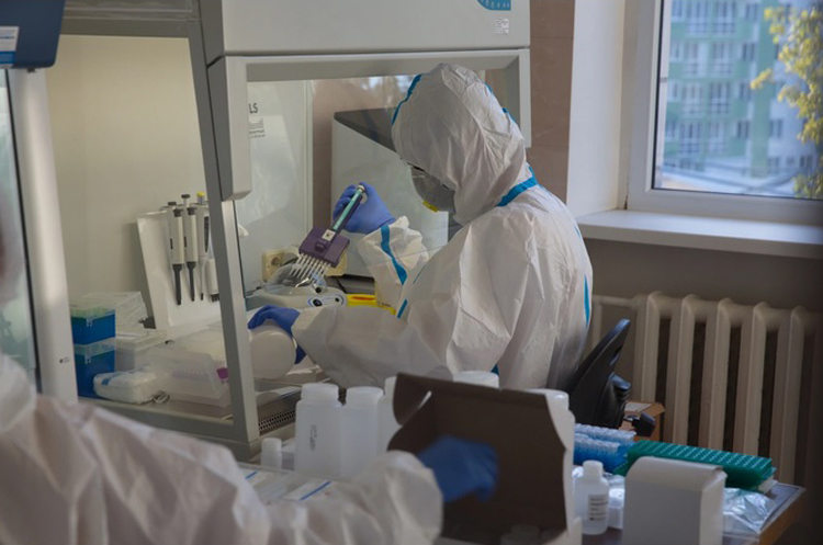 WHO kêu gọi Ukraine tiêu hủy các mầm bệnh trong phòng thí nghiệm 