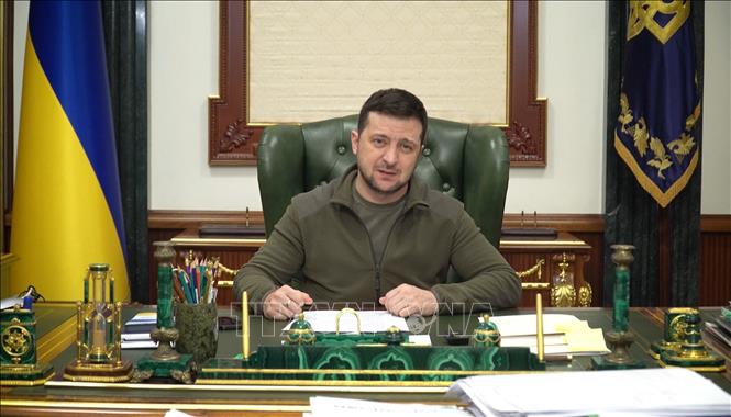 Tổng thống Ukraine hy vọng giải quyết xung đột thông qua đối thoại 