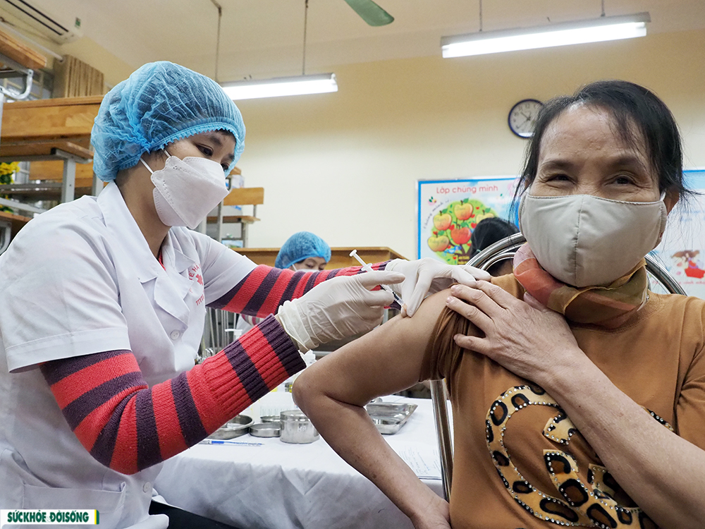 Thành phố Hải Dương dẫn đầu tỷ lệ tiêm 2 mũi vaccine cho người trên 18 tuổi