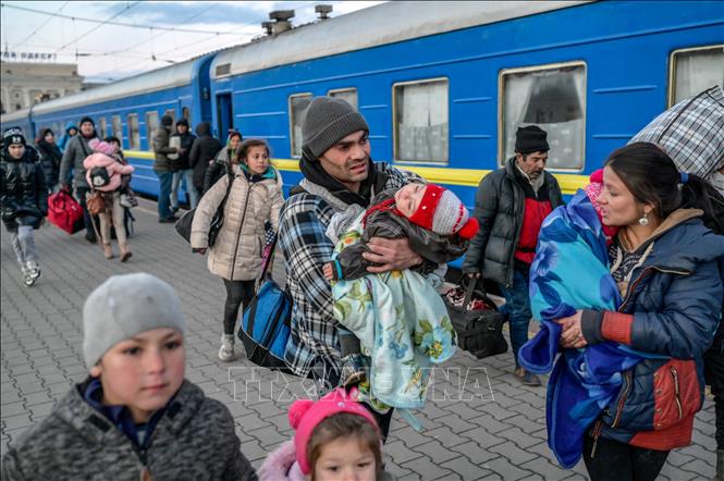 Mỹ dự định tiếp nhận khoảng 100.000 người Ukraine sơ tán 