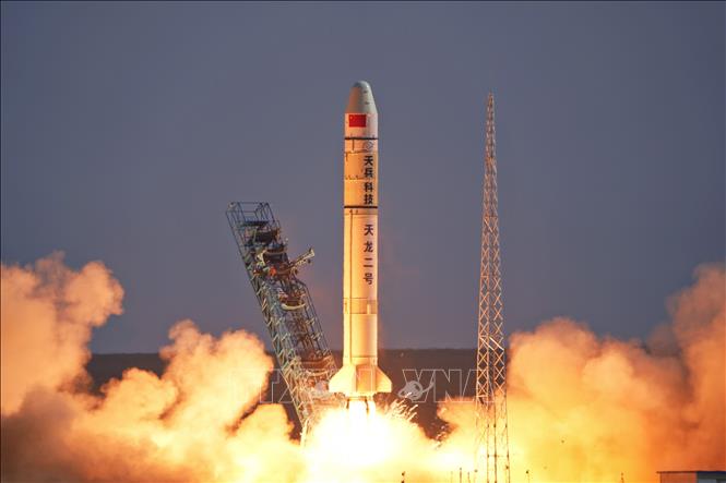 Trung Quốc phóng tên lửa đẩy thế hệ mới 