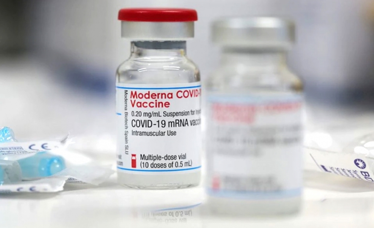 Moderna thu hồi hàng trăm nghìn liều vaccine Covid-19 ở châu Âu