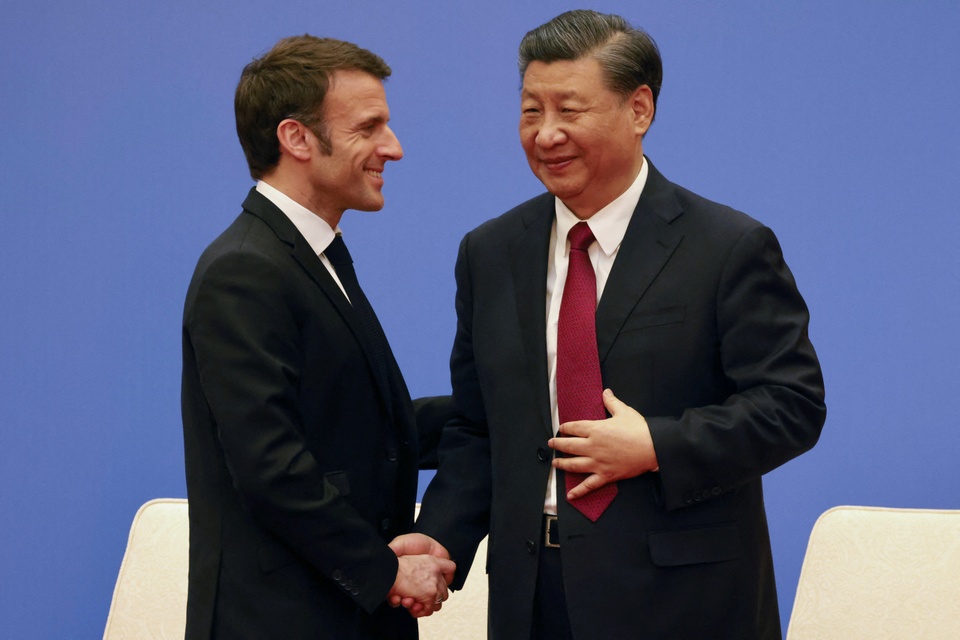 Tổng thống Pháp mong Trung Quốc ‘nói lý’ với Nga