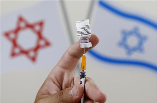 COVID-19: Israel công bố thêm về hiệu quả của liều vaccine thứ tư