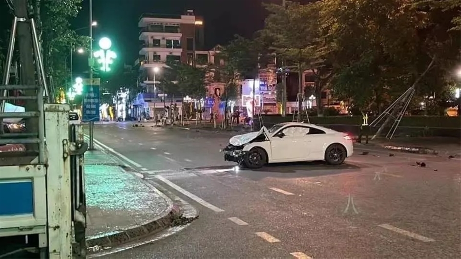 Tạm giữ cán bộ Sở Giao thông vận tải Bắc Giang lái xe Audi tông 3 người tử vong