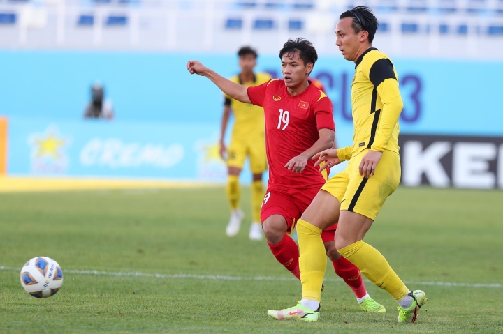U23 Việt Nam vượt U23 Thái Lan, vào tứ kết U23 châu Á 