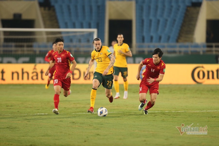 VAR gây tranh cãi, tuyển Việt Nam thua tối thiểu Australia