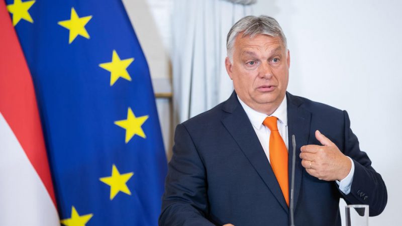 Thế khó của EU về trừng phạt Hungary