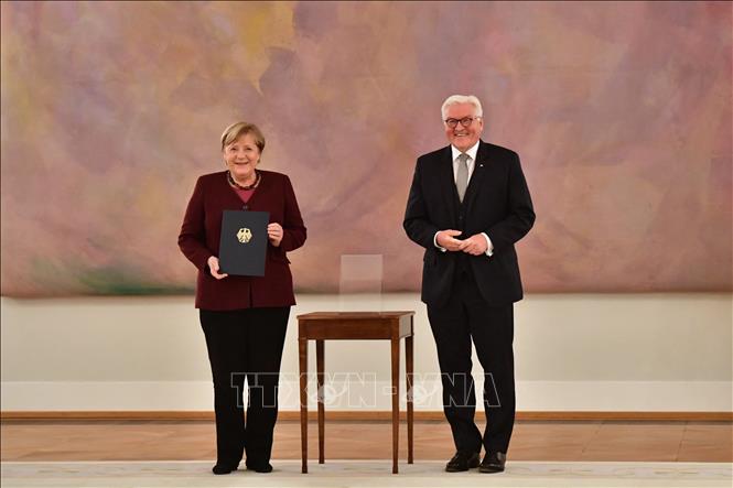 Thủ tướng Angela Merkel và Chính phủ Đức kết thúc nhiệm kỳ