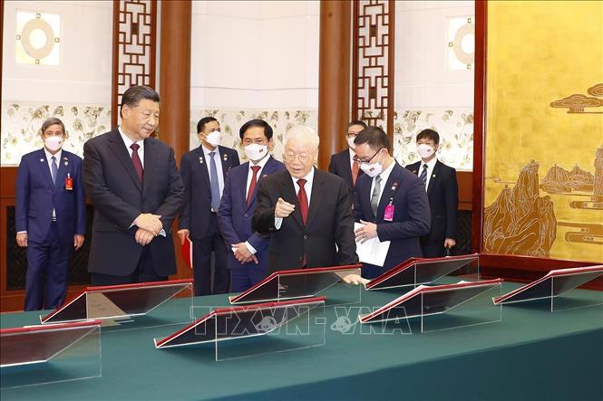 Những hình ảnh ấn tượng trong chuyến thăm Trung Quốc của Tổng Bí thư Nguyễn Phú Trọng 