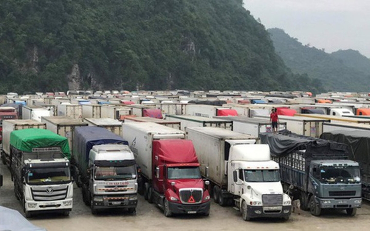 Hàng nghìn xe hàng tắc ở biên giới: Thiệt hại có thể lên tới 4.000 tỷ đồng 