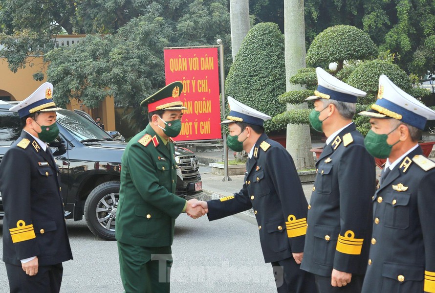 Đại tướng Phan Văn Giang yêu cầu Hải quân không để bị động, bất ngờ 