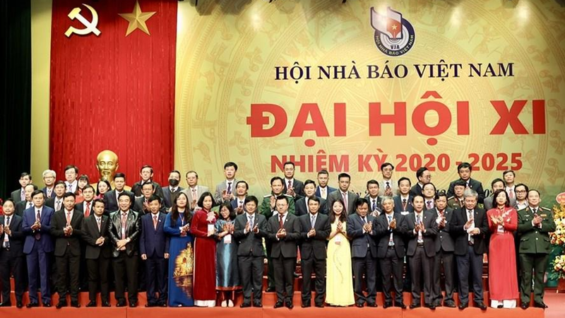 Ban Chấp hành Hội Nhà báo Việt Nam khoá XI ra mắt 