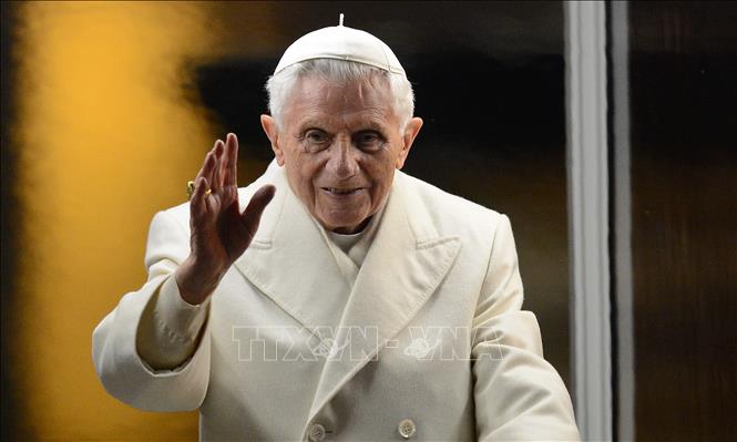 Cựu Giáo hoàng Benedict XVI qua đời 